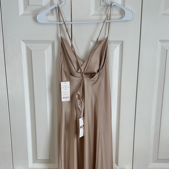 NWT Show Me Your Mumu Verona Cowl Dress Champagne Lux Silk Size M - Picture 6 of 9